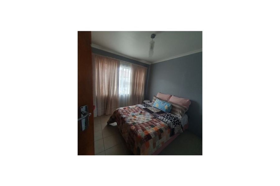 To Let 4 Bedroom Property for Rent in Welgelegen 1 Western Cape